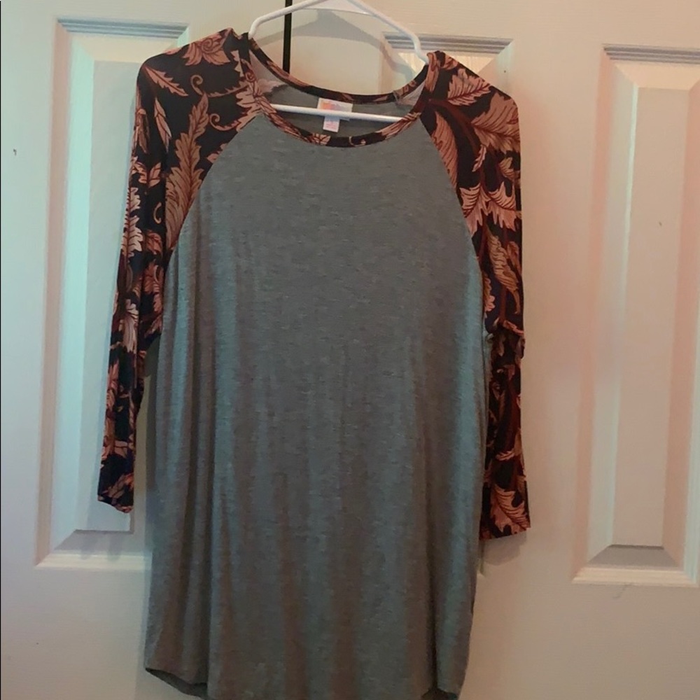 LuLaRoe Randy Tee